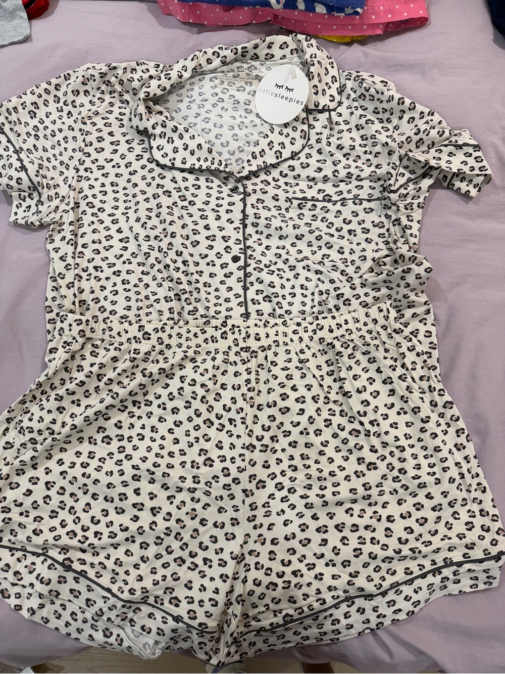 NWT Little Sleepies Women Luxe leopard print pajamas short set - XL